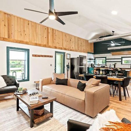The Modern Forge Ny, Honeoye Lake Eksteriør billede