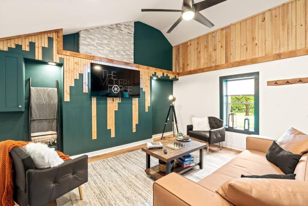 The Modern Forge Ny, Honeoye Lake Eksteriør billede